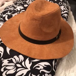 small floppy hat